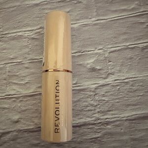 Revolution Fast Base Sticker Foundation - shade F11‎